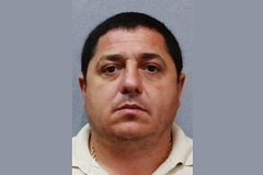 Российского бизнесмена объявили в розыск из-за подрыва собственного брата