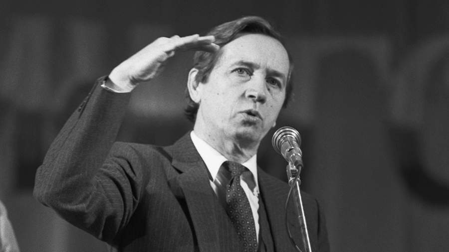 Умер юморист Леонид Французов