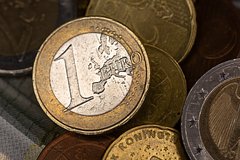 Кредит Евросоюза для Украины оплатят европейские налогоплательщики