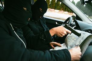 Мужчина отказался платить проститутке за секс и попал в тюрьму за изнасилование