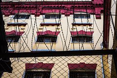 Напавший на учительницу с ножом школьник из Петербурга отправлен в СИЗО