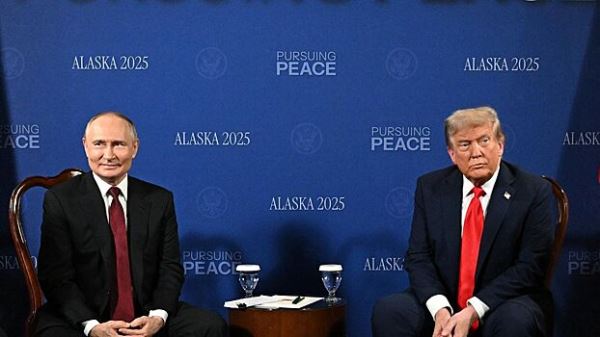 Бессент рассказал о звонке Трампа лидерам Европы после саммита на Аляске