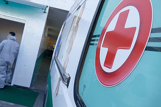 Муж выбросил молодую блогершу с 10-го этажа после избиения в лифте