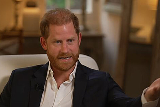 Принц Гарри пошутил, что жизнь в королевской семье полна драмы и интриг